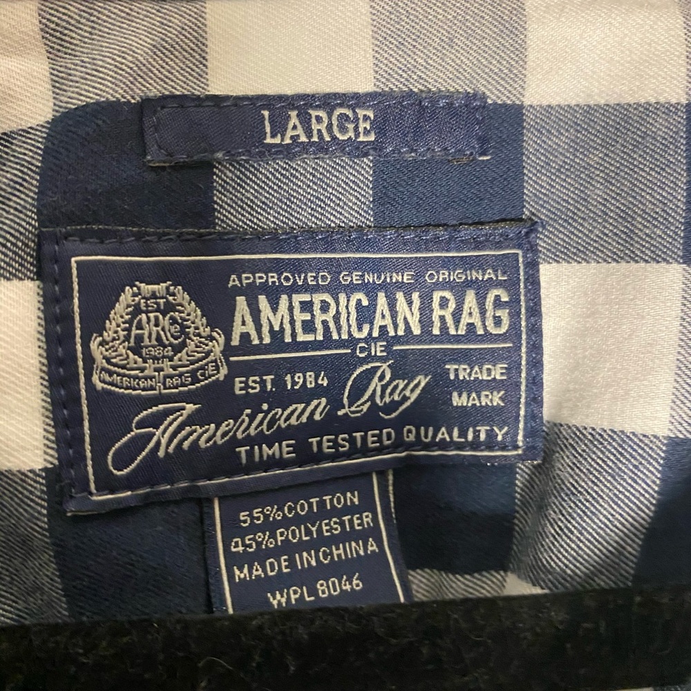 button up - Picture 2 of 2